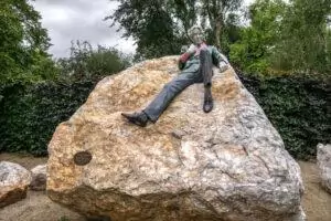 Statue of Oscar Wilde by Danny Osborne in Merrion Square. A collection of three statues