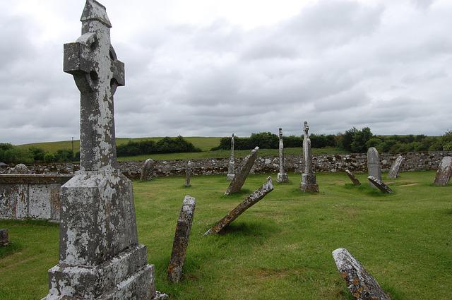 אתר נזירי מהמאה השישית Clonmacnoise