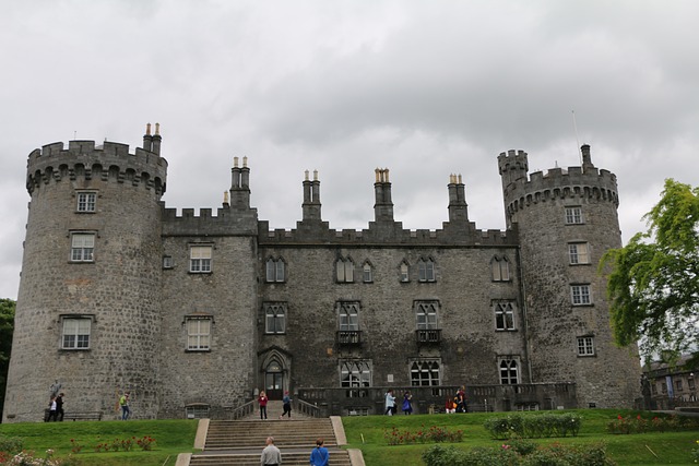 kilkenny castle and park